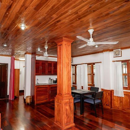 Villa Mira Heritage Luang Prabang Exterior photo